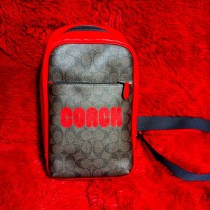 Coach Westway Pack Signature